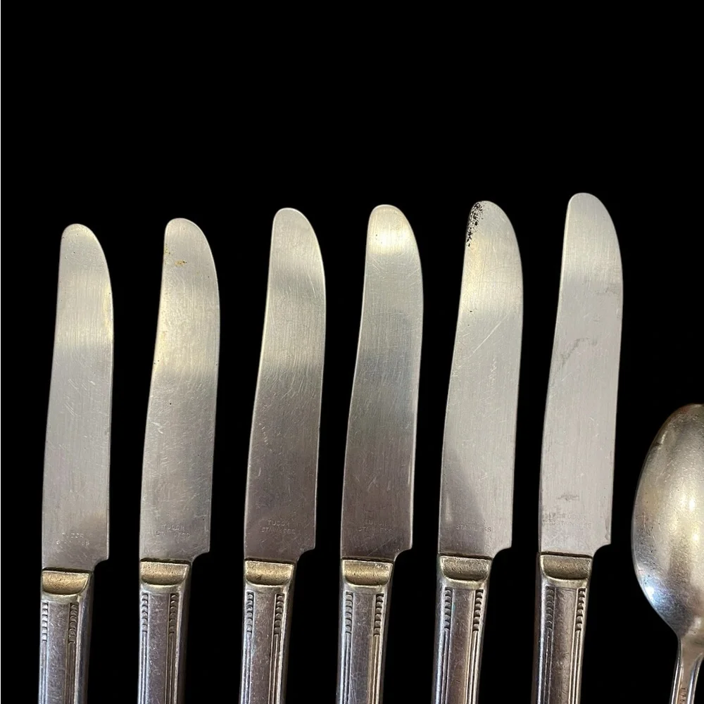 VTG Oneida Tudor Plate 1939 Fortune Silverplate Flatware Set - Floral Art Deco